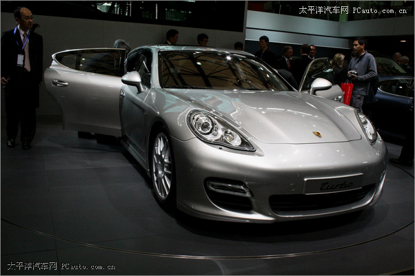 rPanamera