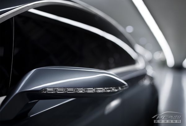 标致 5 by Peugeot