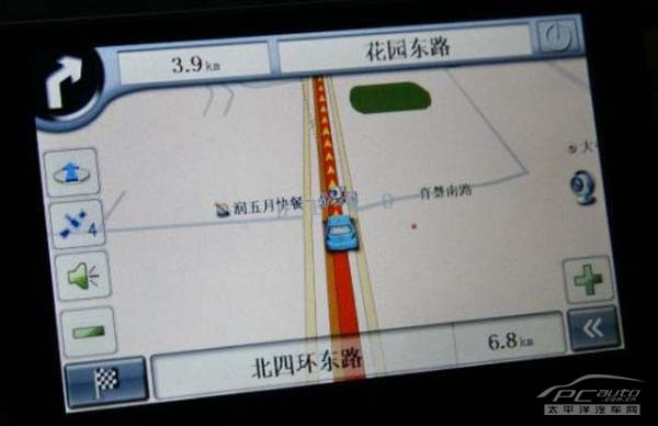 道道通地图提示前方有限速摄像头的界面